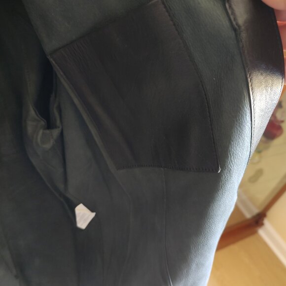 DKNY Black Leather Jacket - Size M - Picture 5 of 9